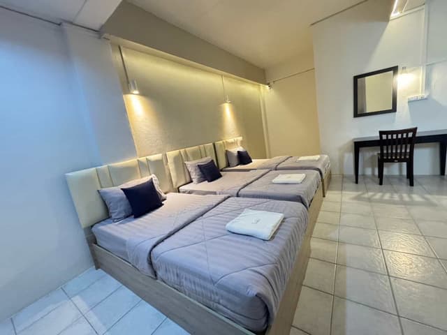 Family Triple 3 Single Bed