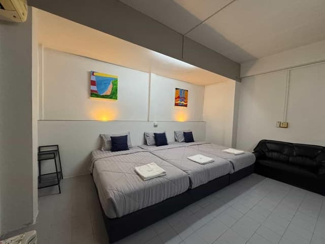 Family Triple 3 Single Bed