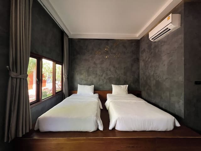 Standard Deluxe Room