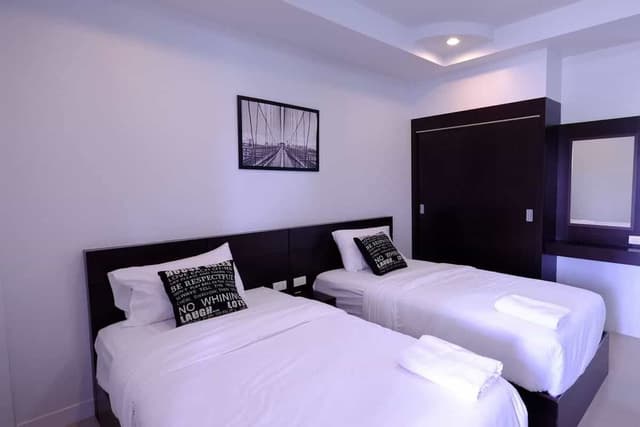 Standard Twin Room