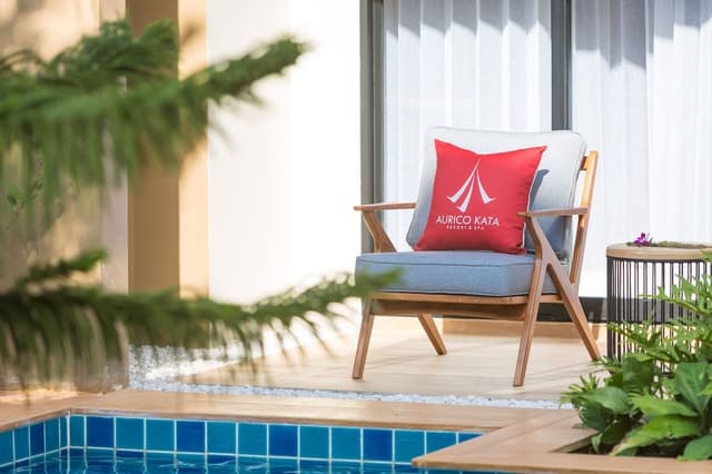 Aurico Deluxe Pool Access