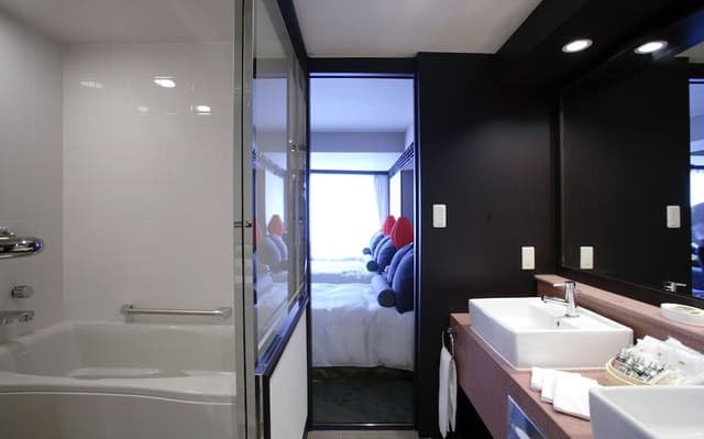 Dynasty Suite Non-smoking