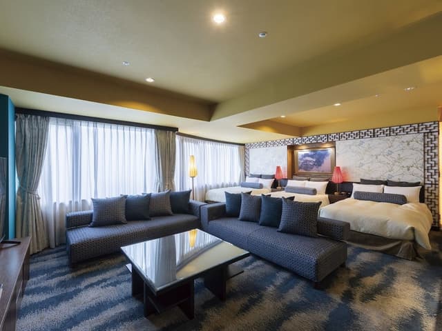 Dynasty Suite Non-smoking