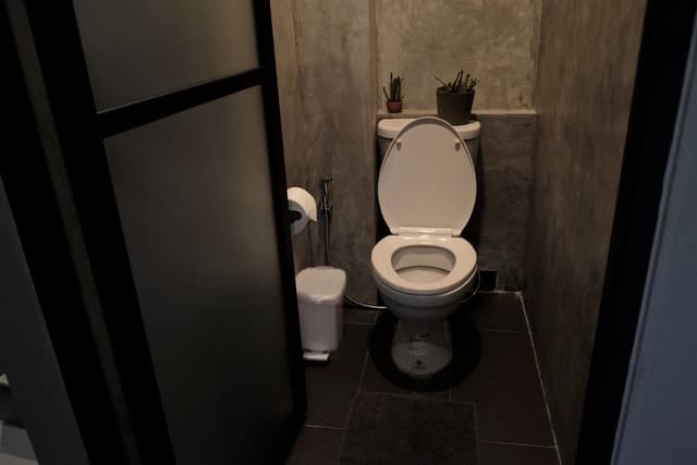 Private Room for 7 Persons (3rd floor - no lift)