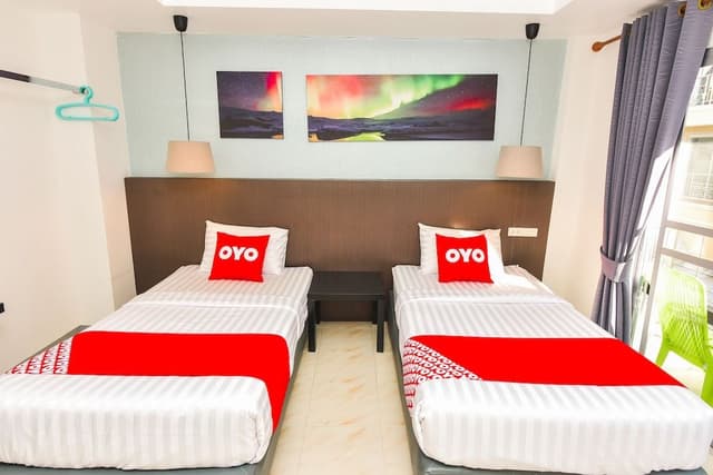Deluxe Twin Room