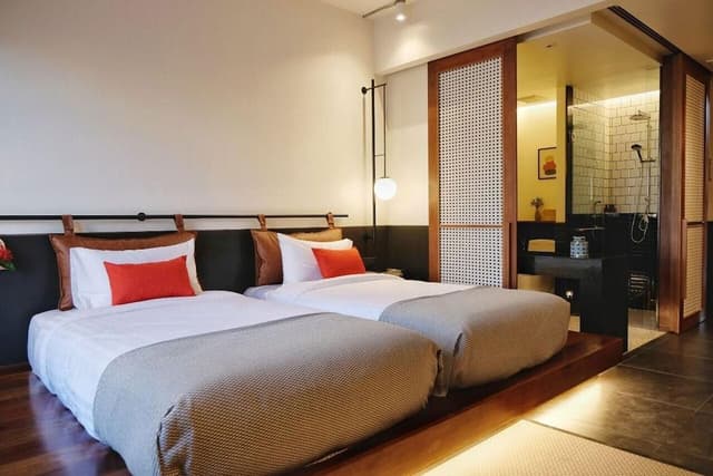 Superior Twin Room