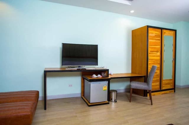 Deluxe Twin Room with Balcony