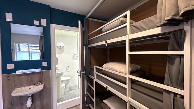 1 Bed in 9 Bed Female Dormitory, Ensuite