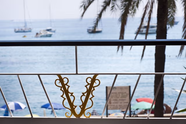 Deluxe Room, 1 Queen Bed, Balcony, Sea View