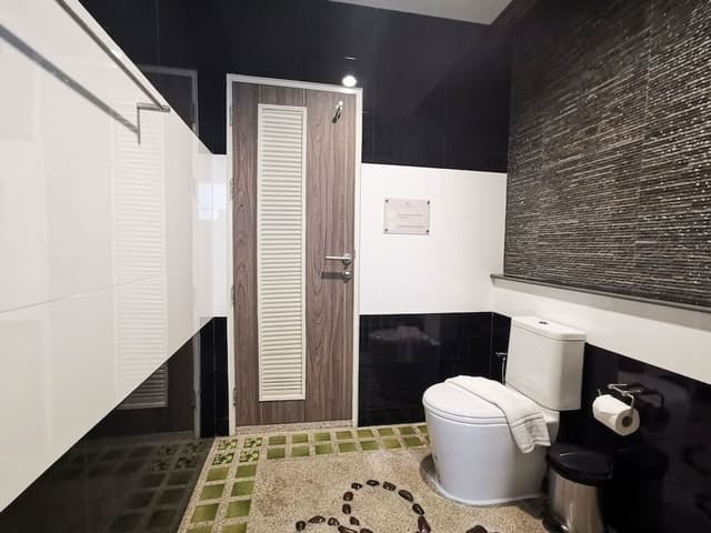 Grand Deluxe Pool View Villa