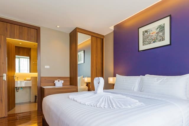 2-Bedroom Suite