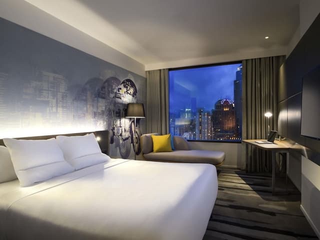 Deluxe Room, 1 King Bed