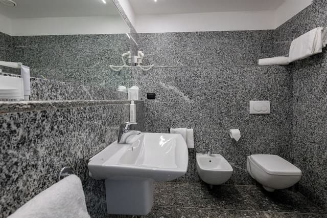 Deluxe Double Room, Lake View