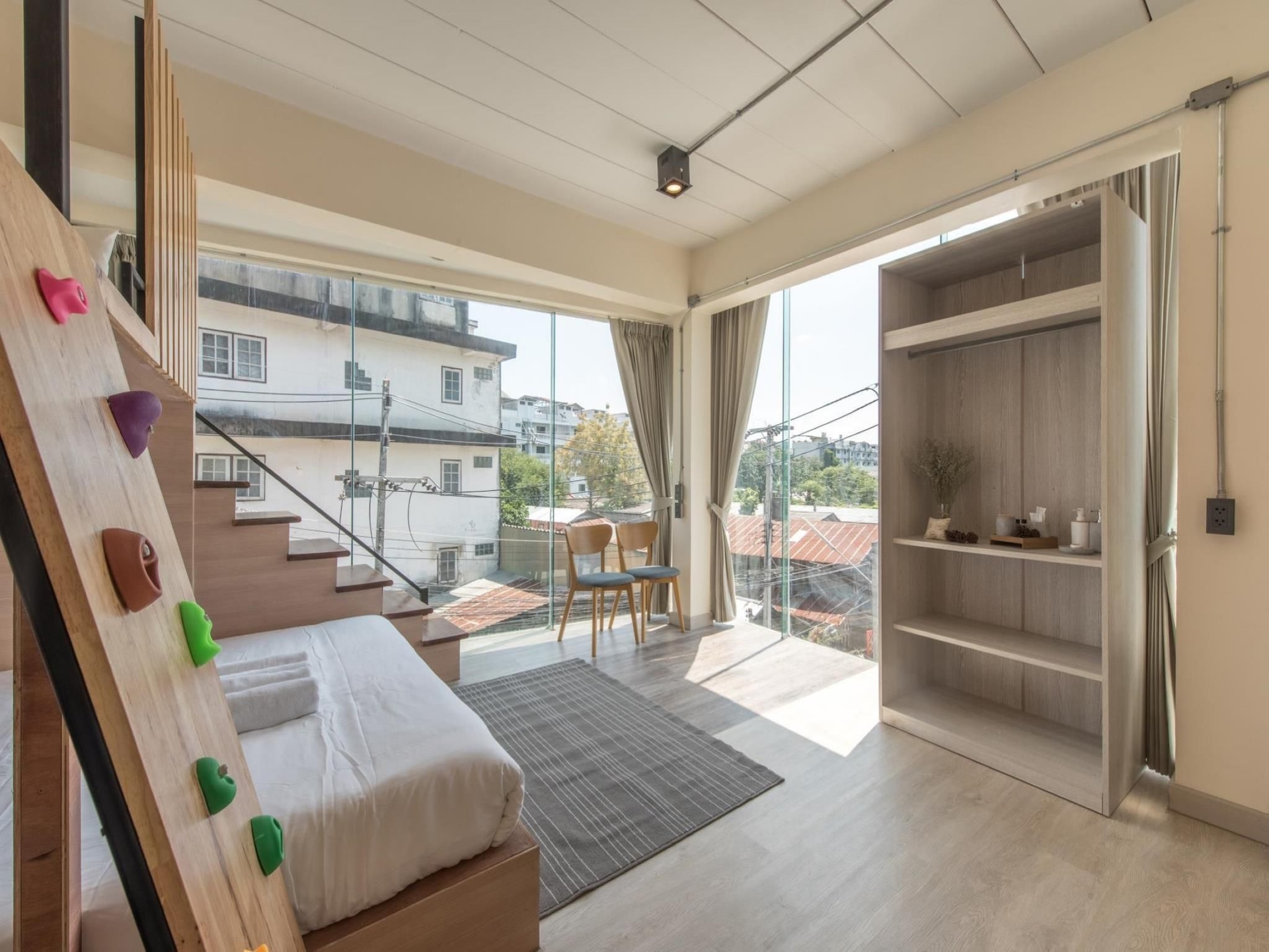อาร์ค39 มินิมอล อาร์ต แอนด์ คราฟต์ (Arch39 Minimal Chiang Mai Hotel)4