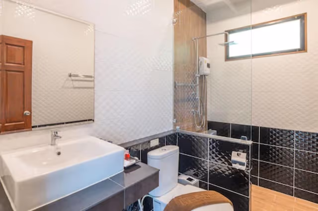 Villa, 2 Bedrooms, Pool Access