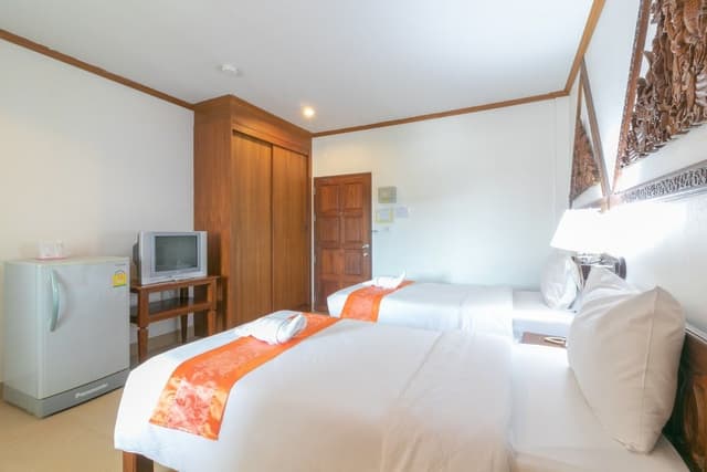 Standard Twin Room