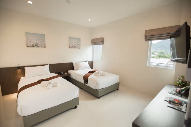 Deluxe Twin Bed