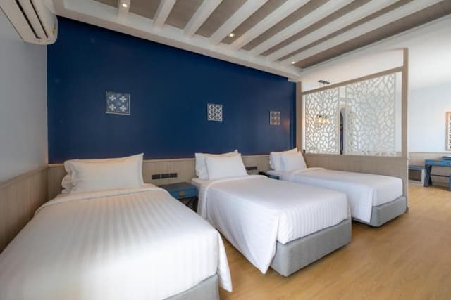 Deluxe Triple Room