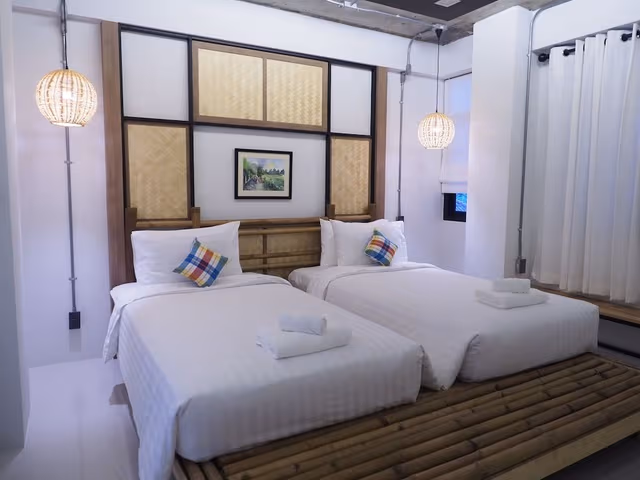 Deluxe Twin Room