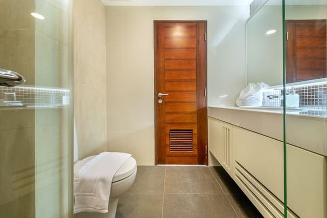 2 Bedroom Suite