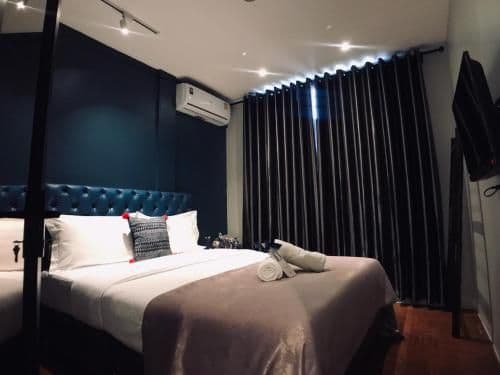 Double Room with Shared Bathroom
