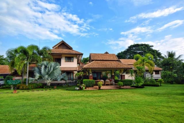 Grand Deluxe Villa