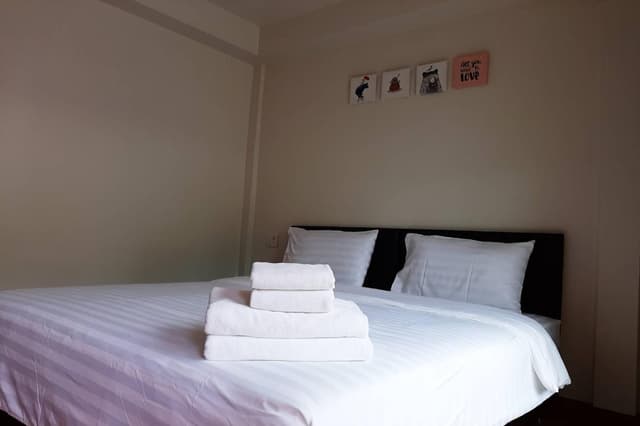 Double Room with Pool Access