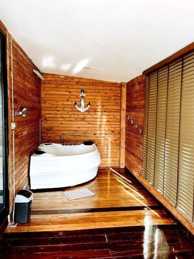 Bungalow sea view with bathtub