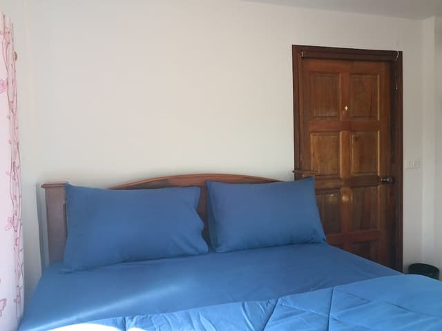 Traditional Bungalow, 1 Queen Bed, Non Smoking