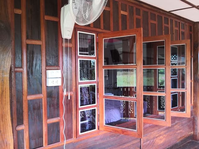 Traditional Bungalow, 1 Queen Bed, Non Smoking
