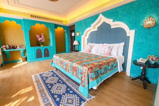 Amman Junior Suite