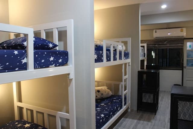 Shared Dormitory, Mixed Dorm