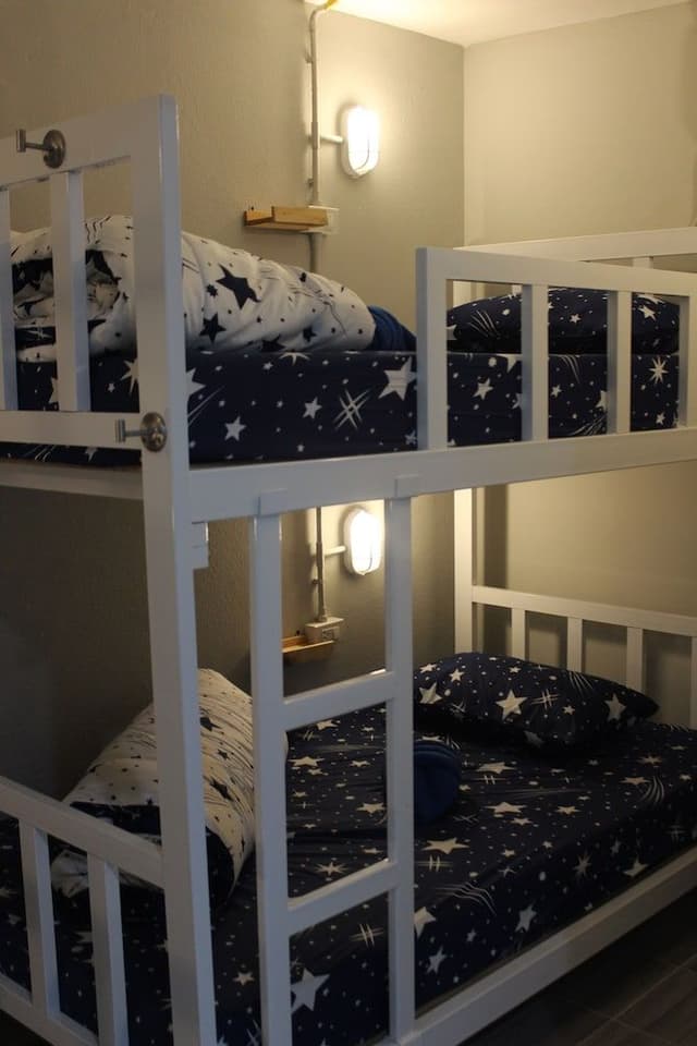 Shared Dormitory, Mixed Dorm