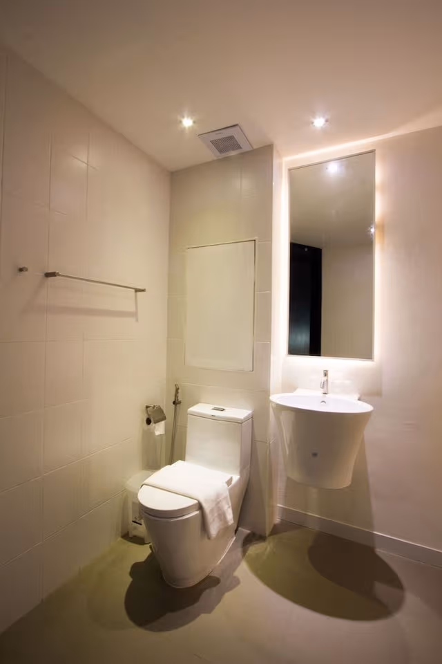 Twin Room (Adult Only)