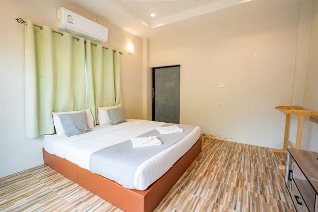 Standard Double Room, Garden View