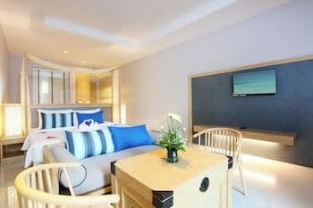 Pool Suite