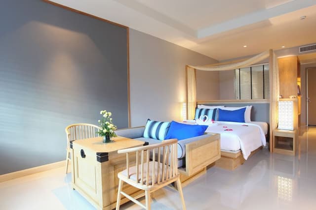 Pool Suite