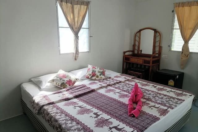One Bedroom Chalet (Fan)