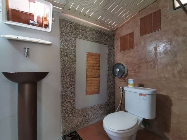 One bedroom chalet (Air-con)
