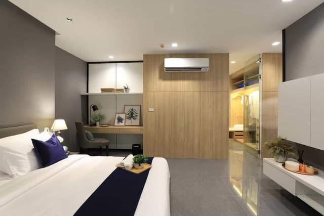 Three Bedroom Royal Suites (Early Bird 60 days)