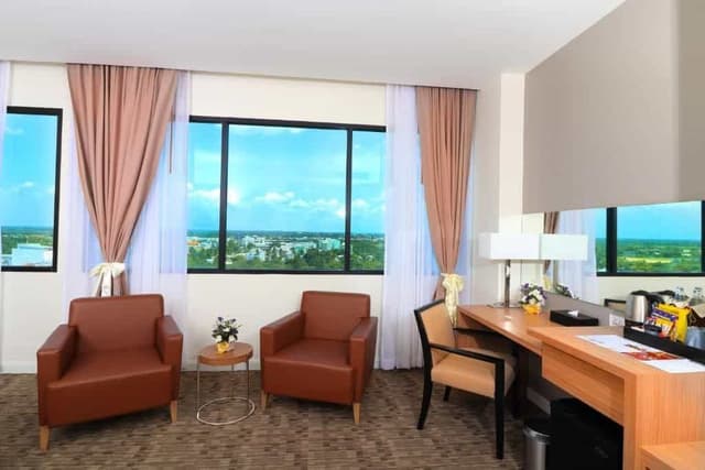 Deluxe King Room