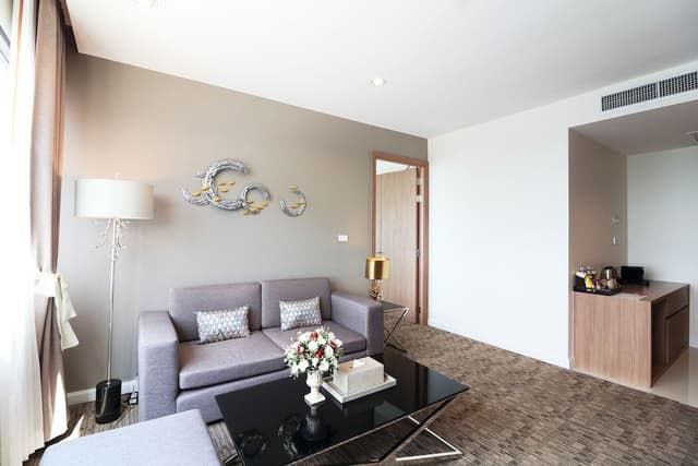 Executive Suite