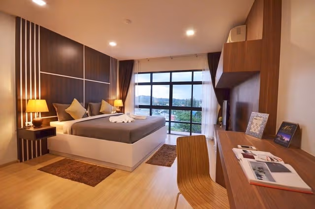 Junior Studio Suite