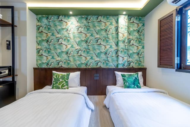 Standard Twin Room