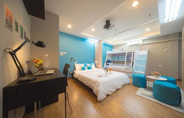 Private Family for 4 people