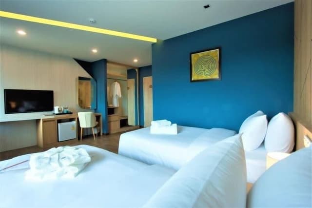 Deluxe Double or Twin Room