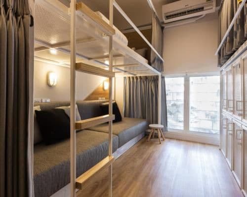 10 Mixed Dormitory Room