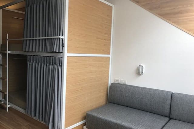 10 Beds Mixed Dorm