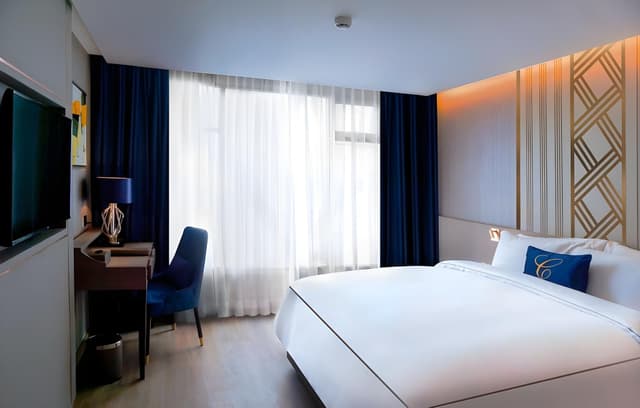 Premier Room