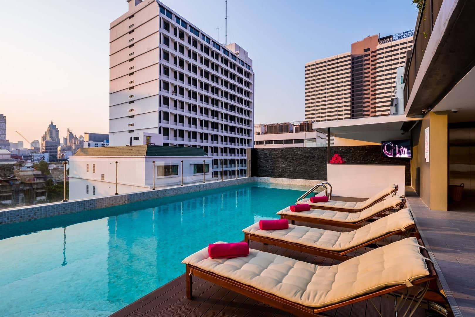 GLOW Sukhumvit 5 GLOW Sukhumvit 5